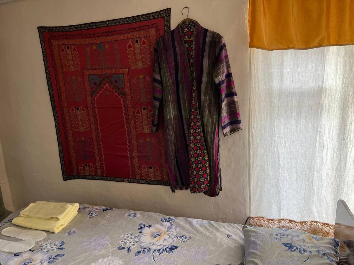 Tasmin Mexr Hostel サマルカンド エクステリア 写真