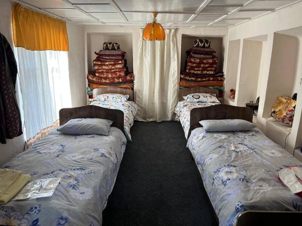 Tasmin Mexr Hostel サマルカンド エクステリア 写真