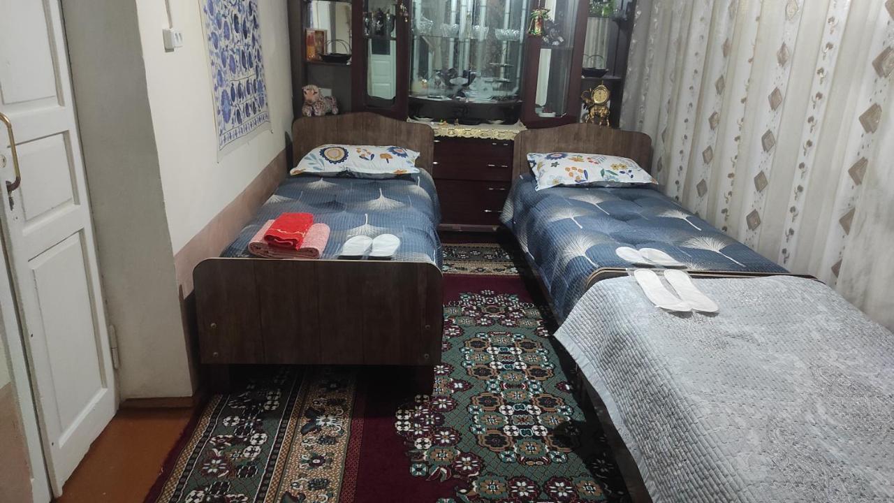 Tasmin Mexr Hostel サマルカンド エクステリア 写真